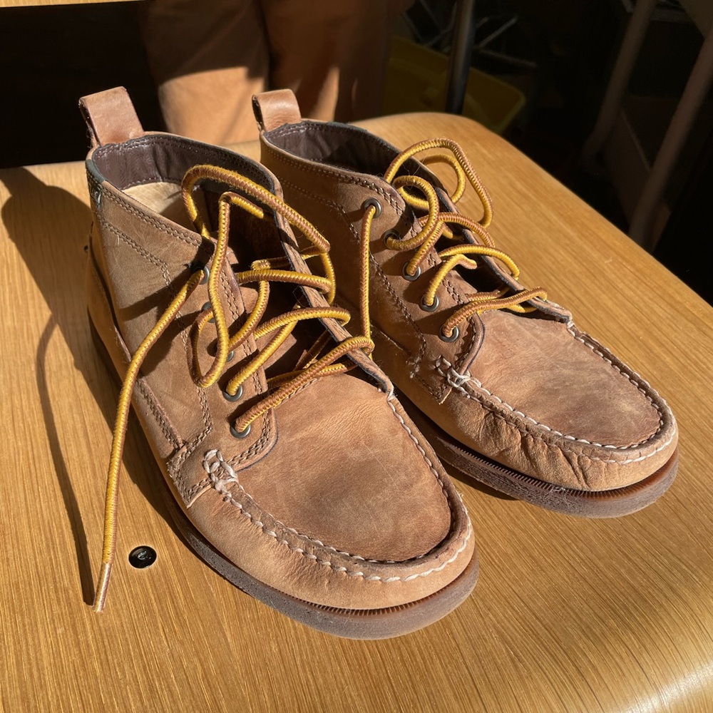 Eastland Seneca moc toe chukka boot size women’s 6